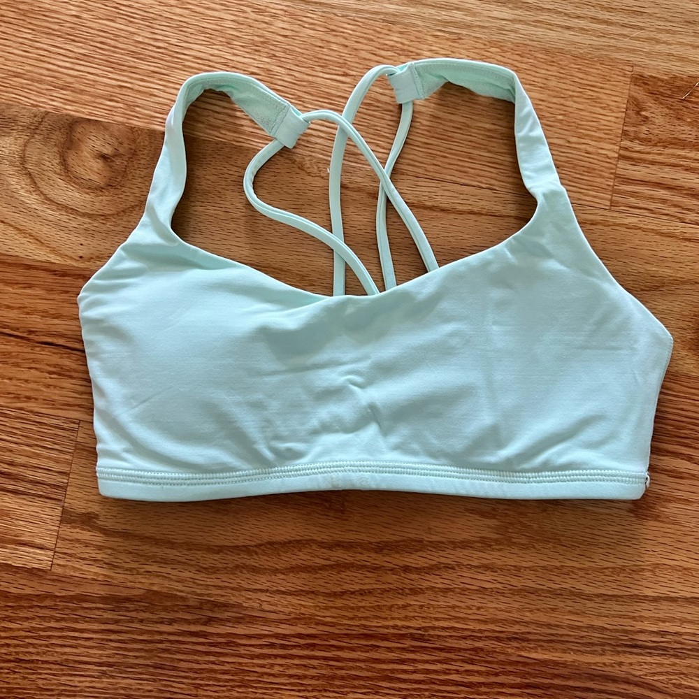 Lululemon size 4, mint
